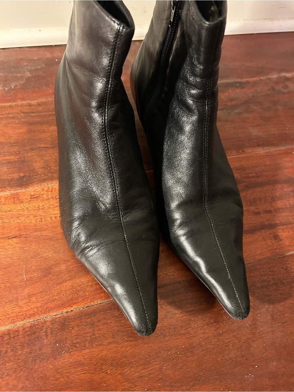 Diba Black Pointed Leather Ankle Booties - Picture 8 of 8